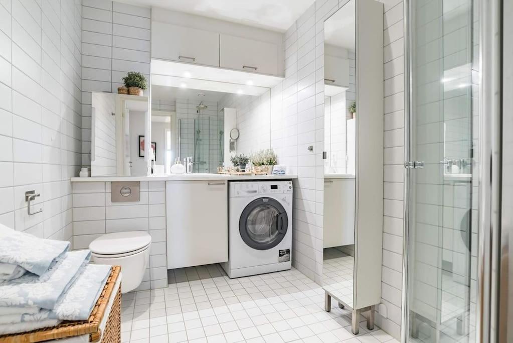 Spacious Modern 2Br Apartment At Central Oslo Barcode Kültér fotó